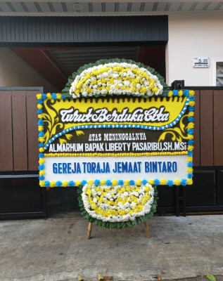 Papan Bunga Duka di Pagar Wangi