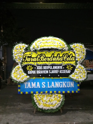 Papan Bunga Duka di Pagar Wangi